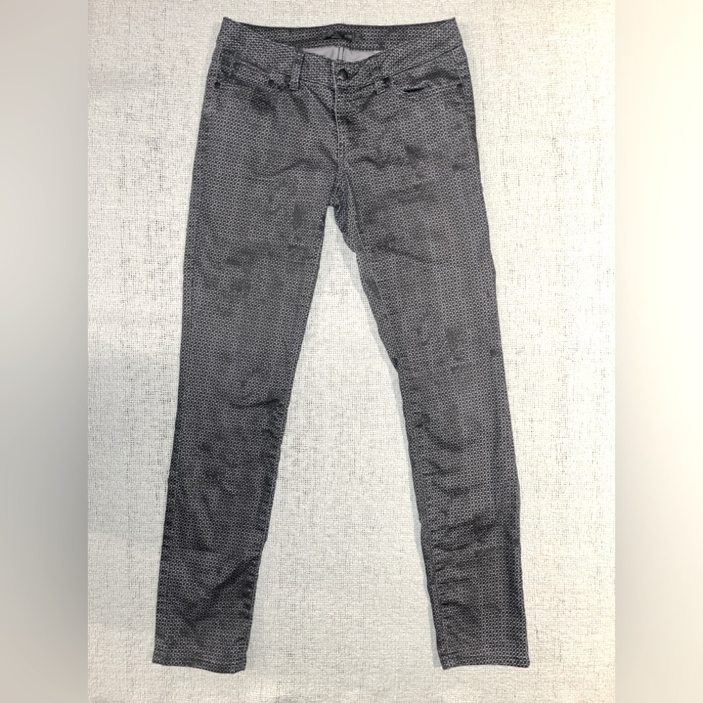 Prana Women's Pants size 6/28 Grey Rough Print